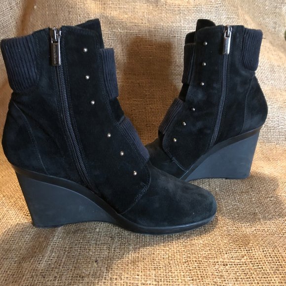 AQUATALIA Suede Wedge Booties - Picture 6 of 9